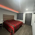 Lux Inn