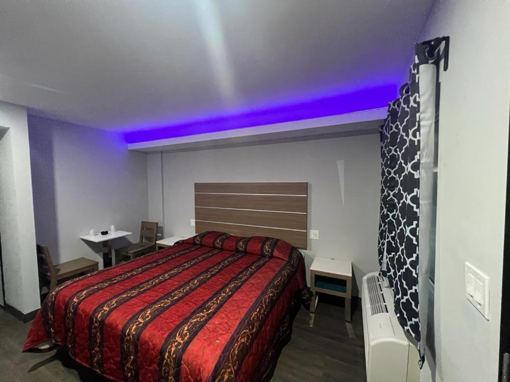 Lux Inn *